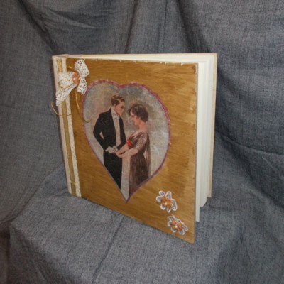 ΑΛΜΠΟΥΜ ΓΑΜΟΥ